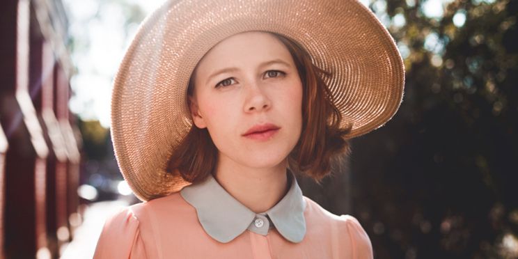 Anna McGahan