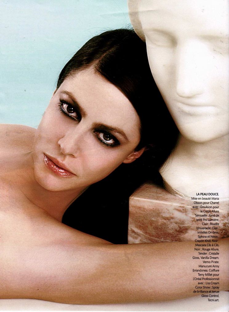 Anna Mouglalis