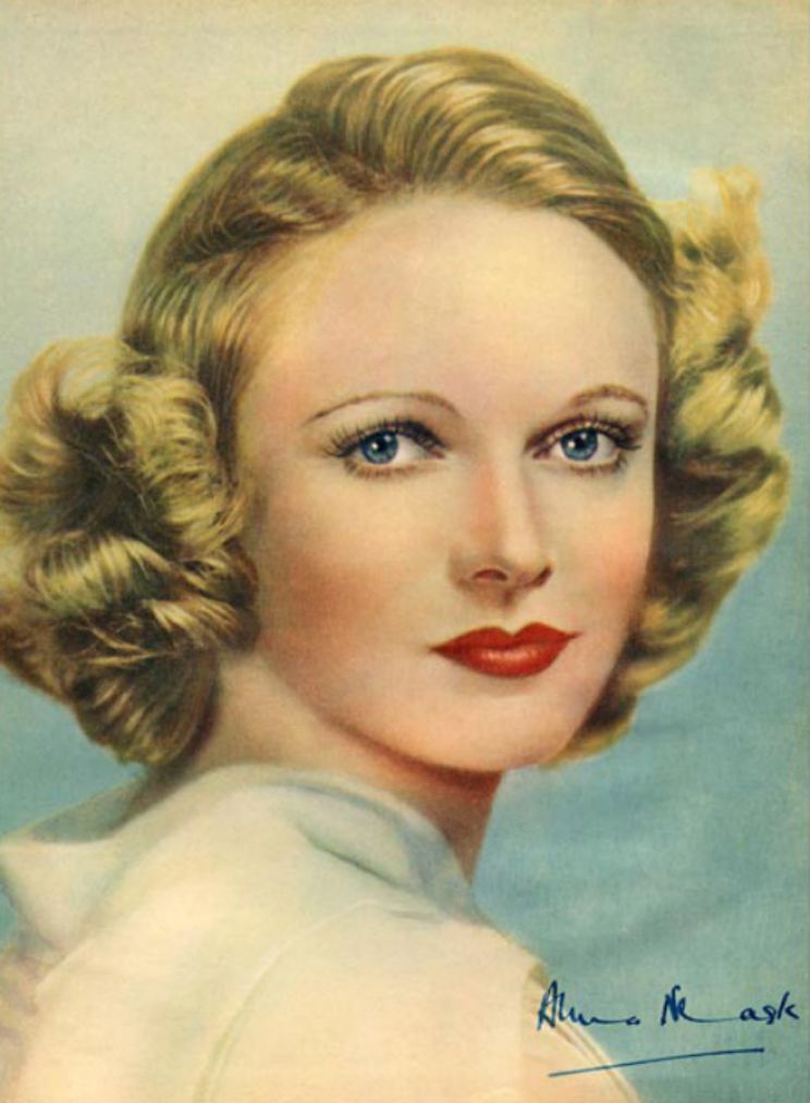 Anna Neagle