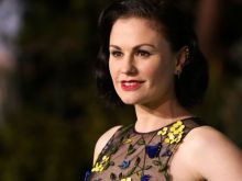 Anna Paquin photo