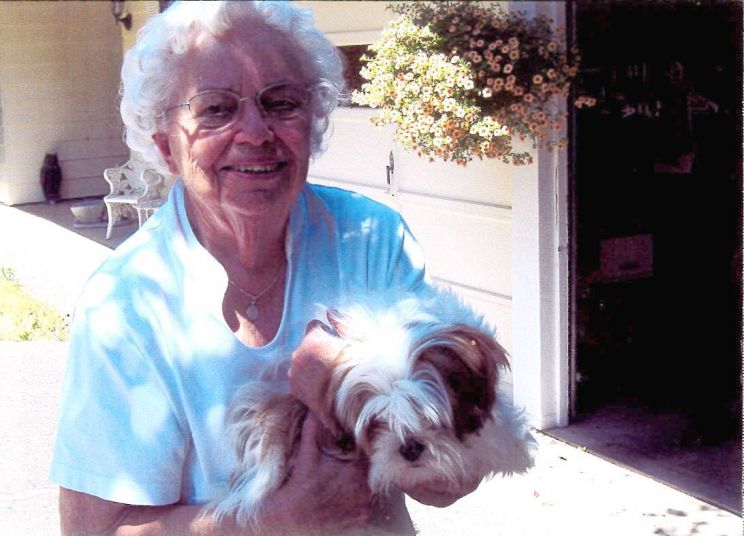 Anna Phillips