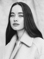 Anna Popplewell photo