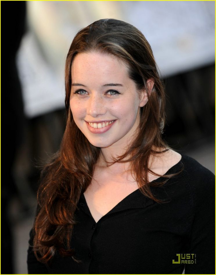 Anna Popplewell