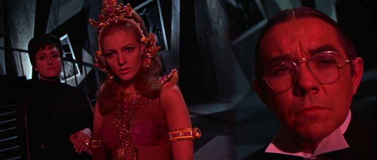 Anna Quayle