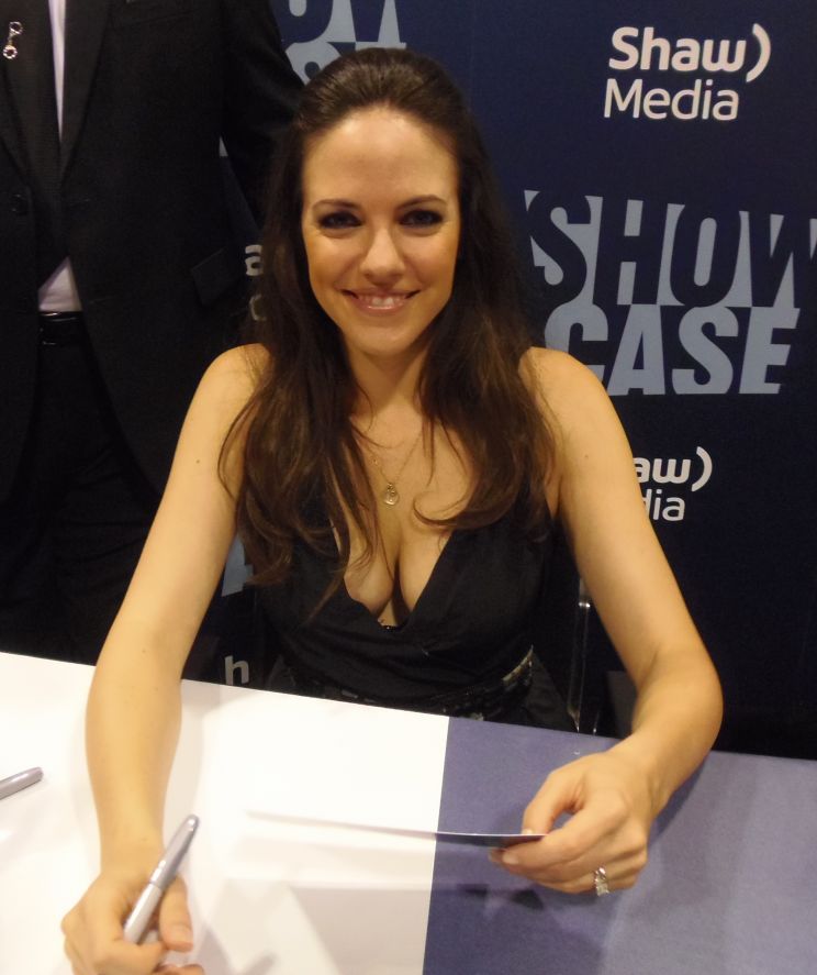 Anna Silk