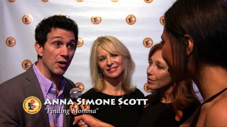 Anna Simone Scott