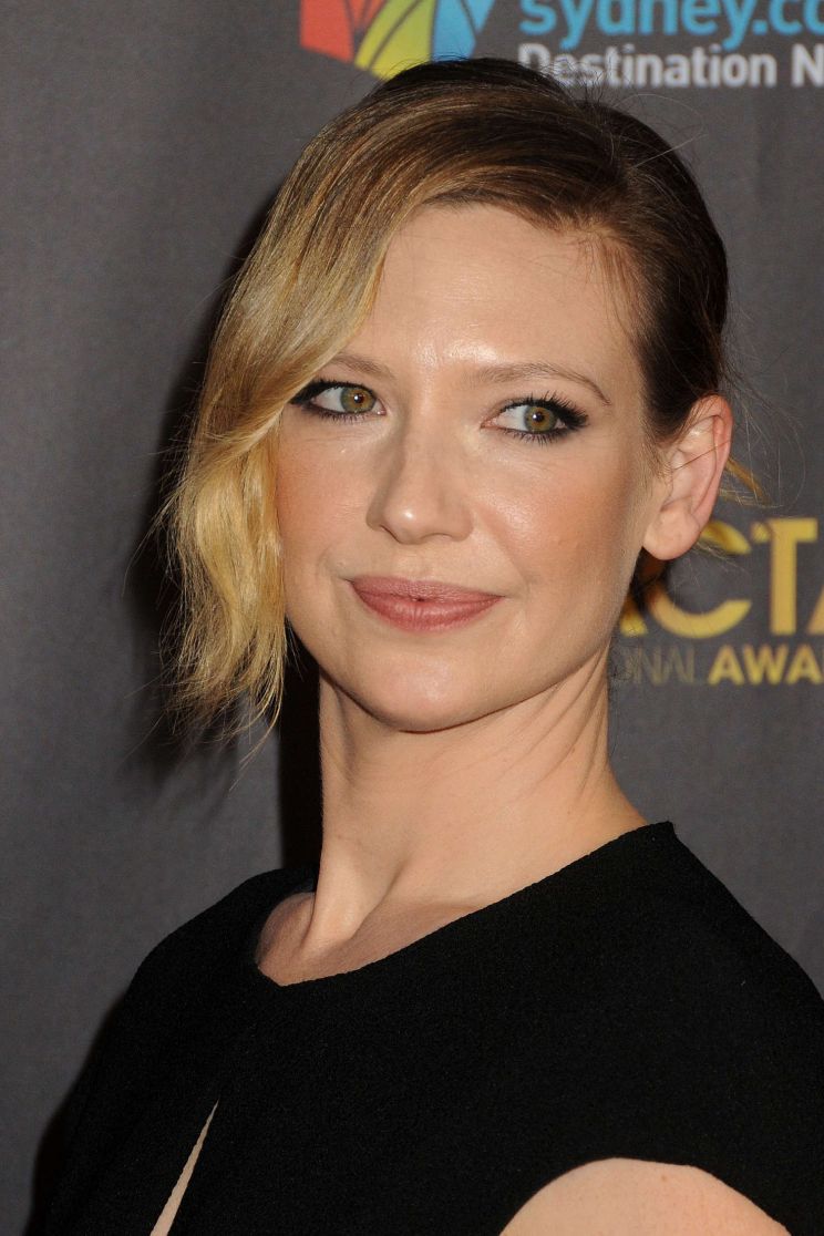 Anna Torv