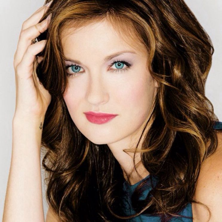 Anna Wood