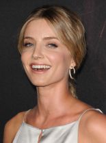 Annabelle Wallis