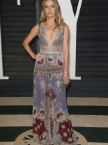 Annabelle Wallis photo