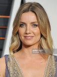 Annabelle Wallis