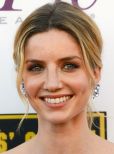 Annabelle Wallis