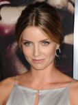 Annabelle Wallis