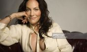 Annabeth Gish