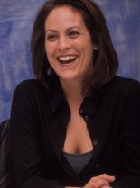 Annabeth Gish