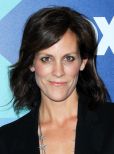 Annabeth Gish