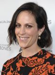 Annabeth Gish