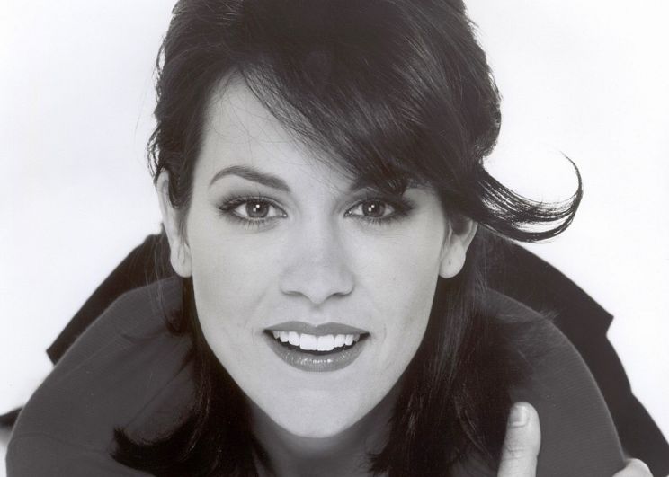 Annabeth Gish