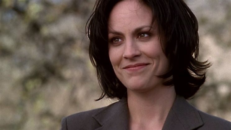 Annabeth Gish