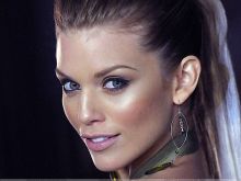 AnnaLynne McCord