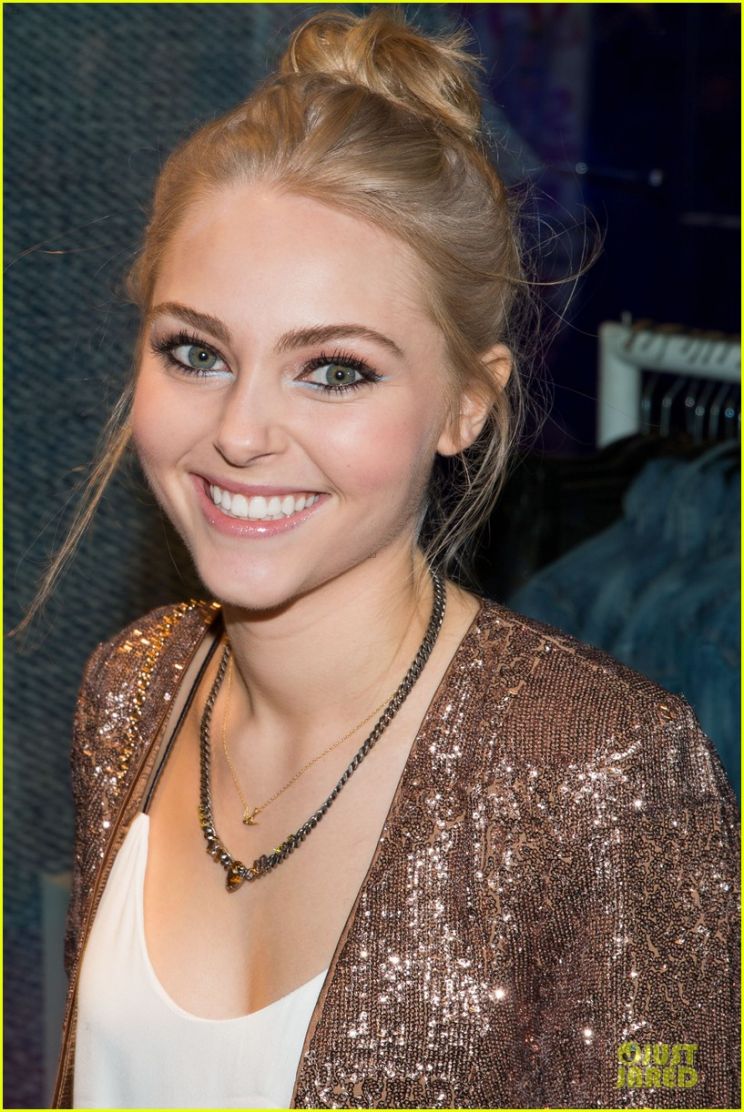 AnnaSophia Robb