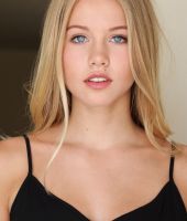 Anndi McAfee