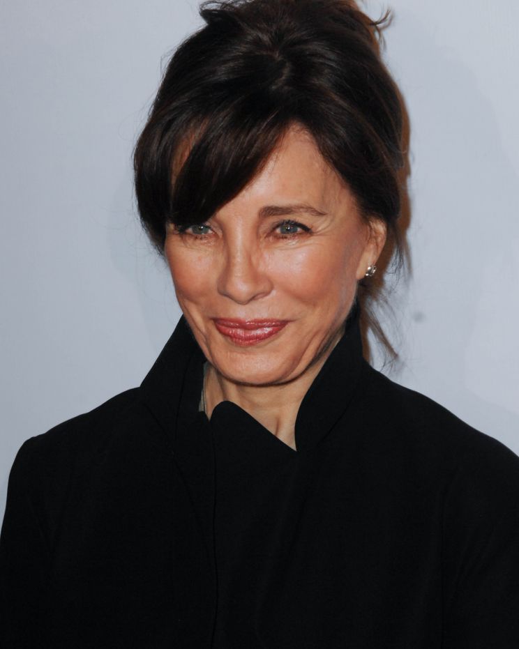 Anne Archer