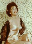 Anne Baxter