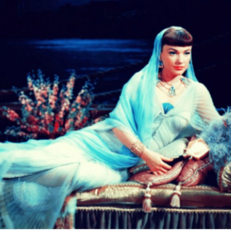 Anne Baxter