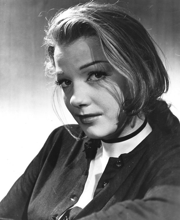 Anne Baxter