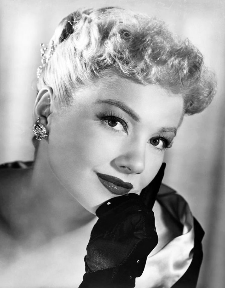 Anne Baxter