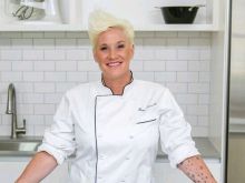 Anne Burrell