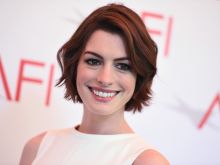 Anne Hathaway photo