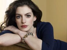 Anne Hathaway