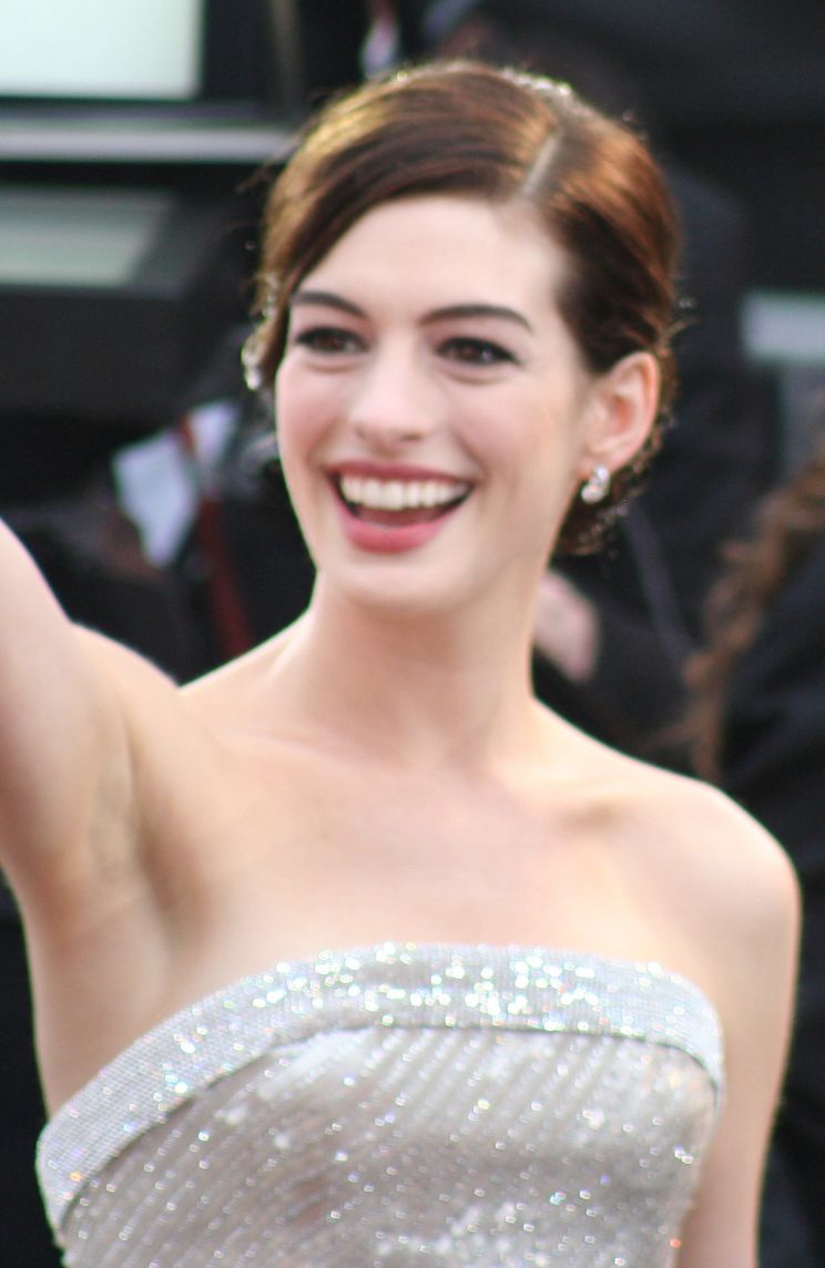 Anne Hathaway