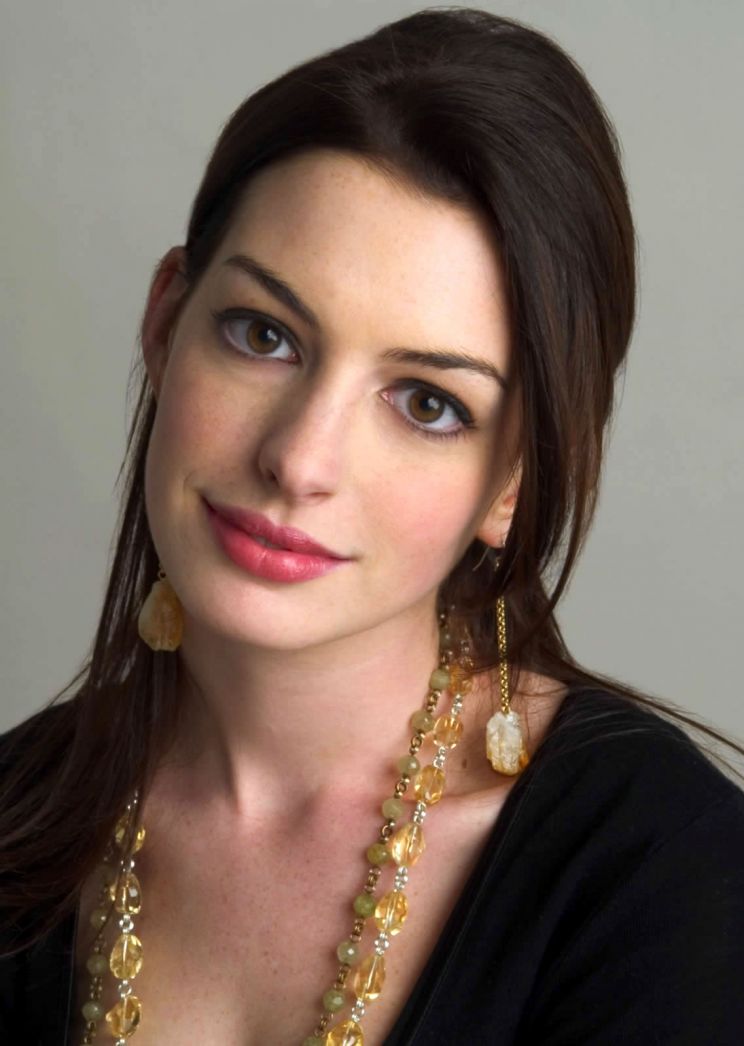 Anne Hathaway