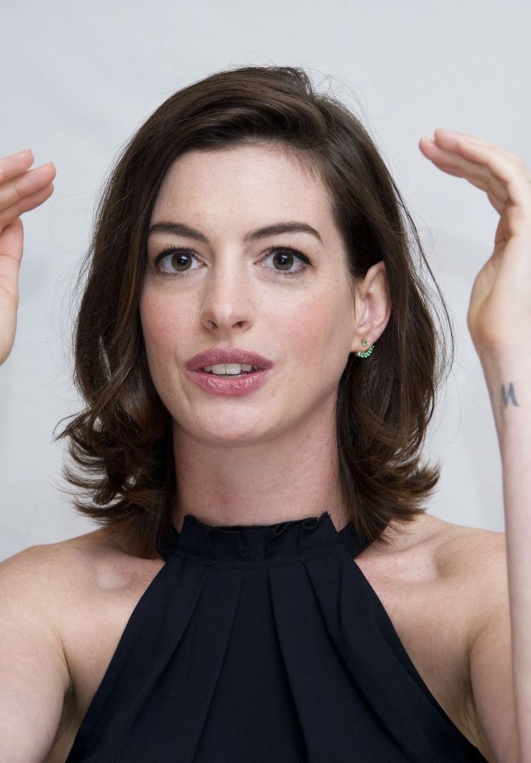 Anne Hathaway