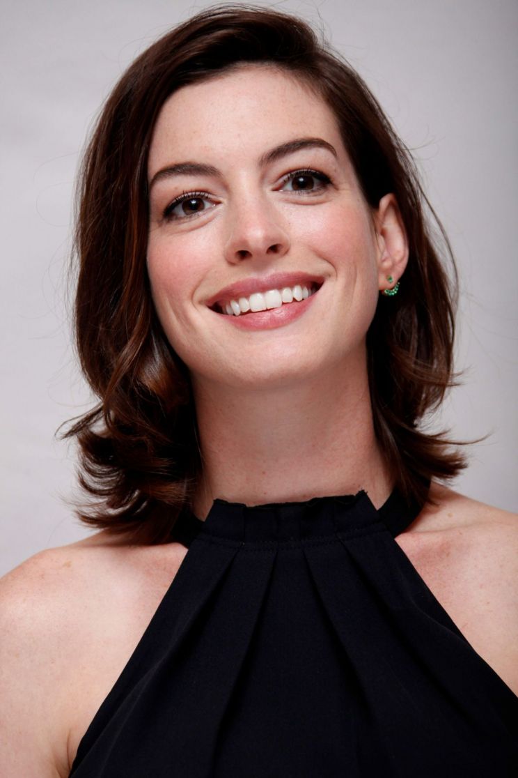 Anne Hathaway