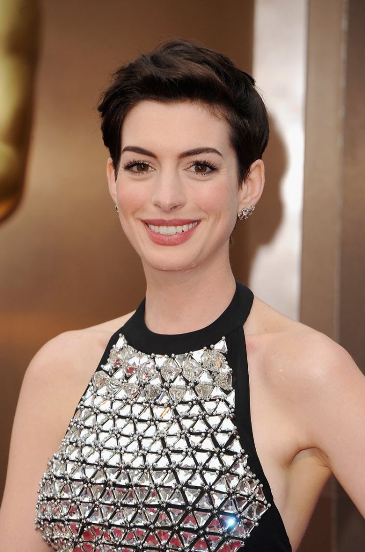 Anne Hathaway