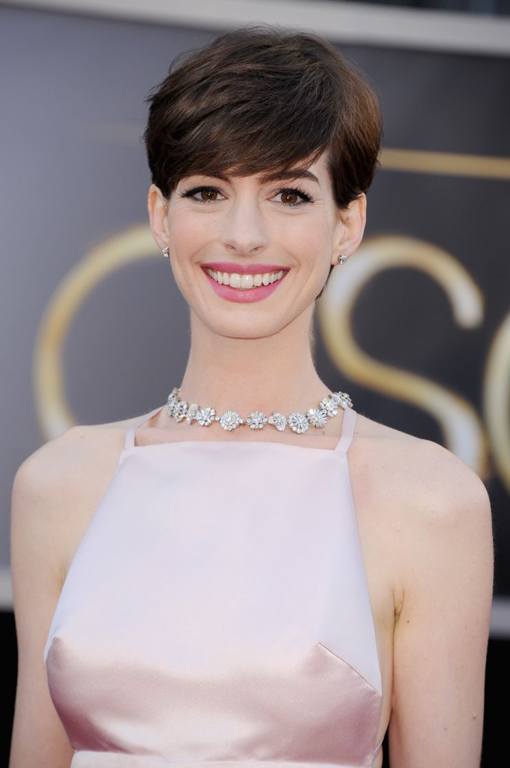 Anne Hathaway