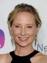 Anne Heche photo