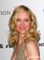Anne Heche photo