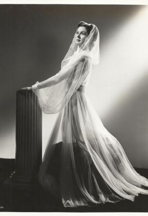 Anne Revere