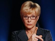 Anne Robinson