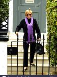 Anne Robinson