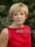 Anne Robinson