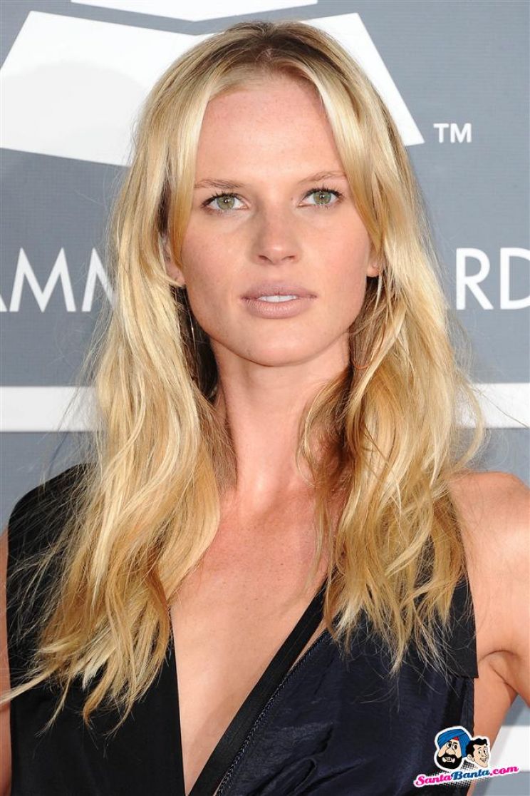 Anne Vyalitsyna