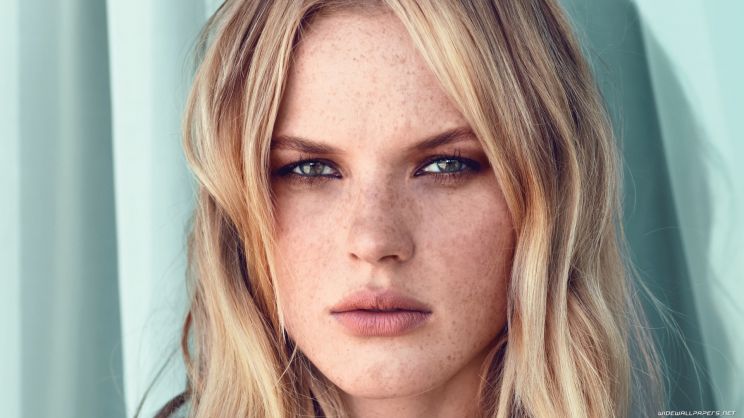 Anne Vyalitsyna