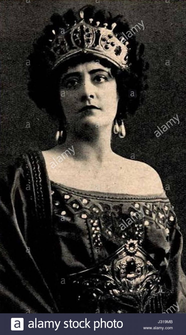 Anneka Di Lorenzo