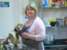 Annette Badland